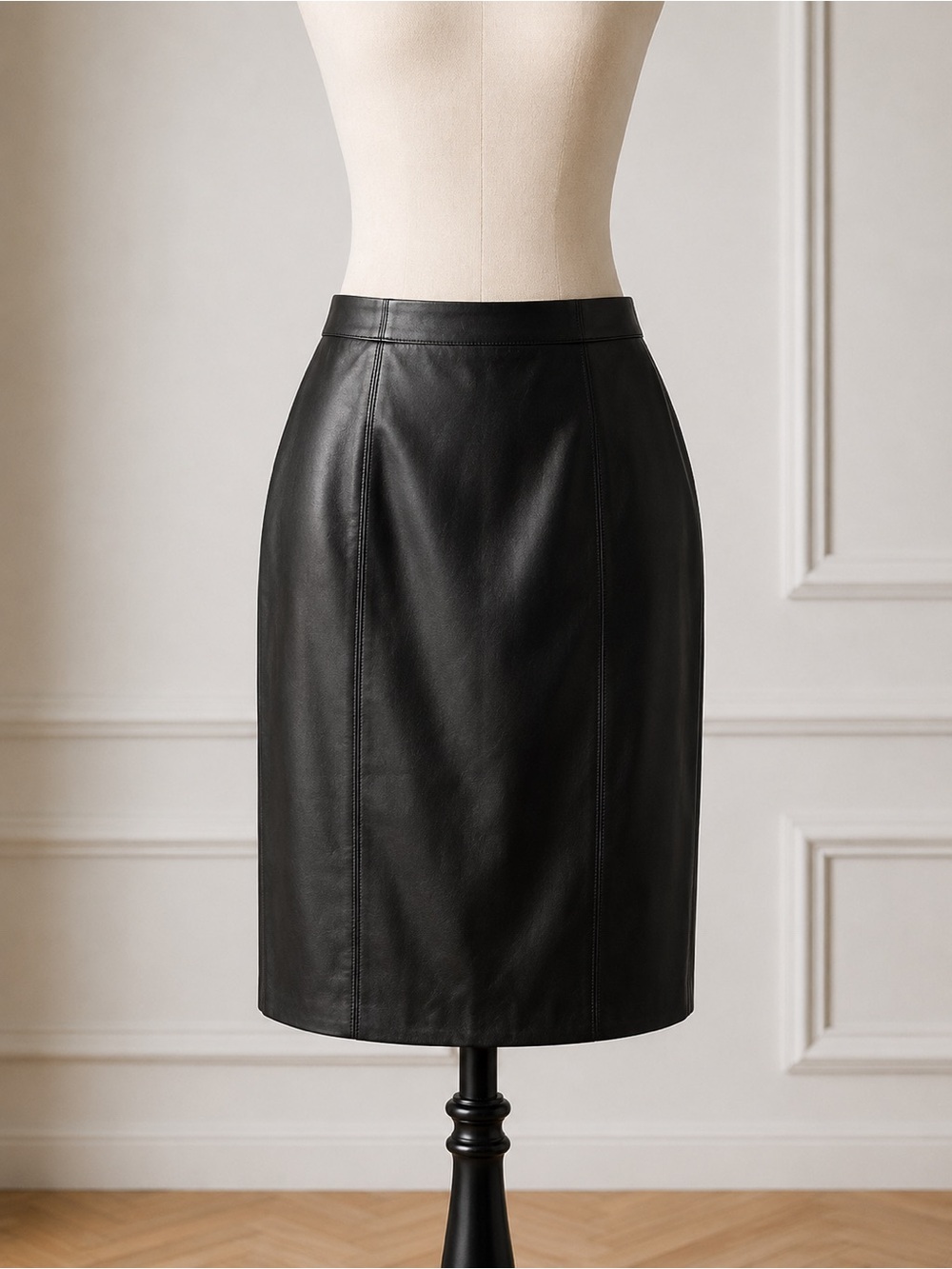 Sleek Black Leather Pencil Skirt